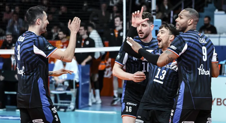 Halkbank CEV Şampiyonlar Ligi’nde umuda uçtu