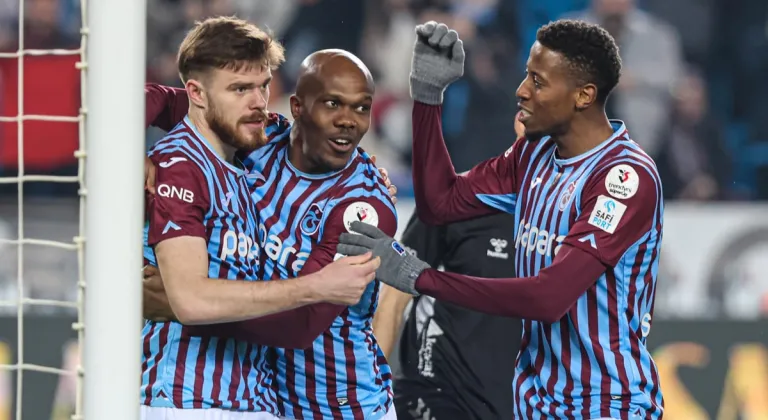 Trabzonspor Sivasspor’u farklı geçti
