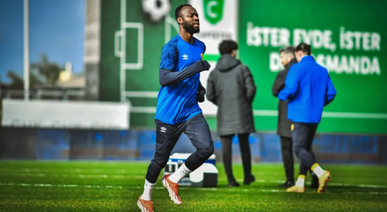 Ankaragücü eski futbolcusu yuvaya geri dönüyor