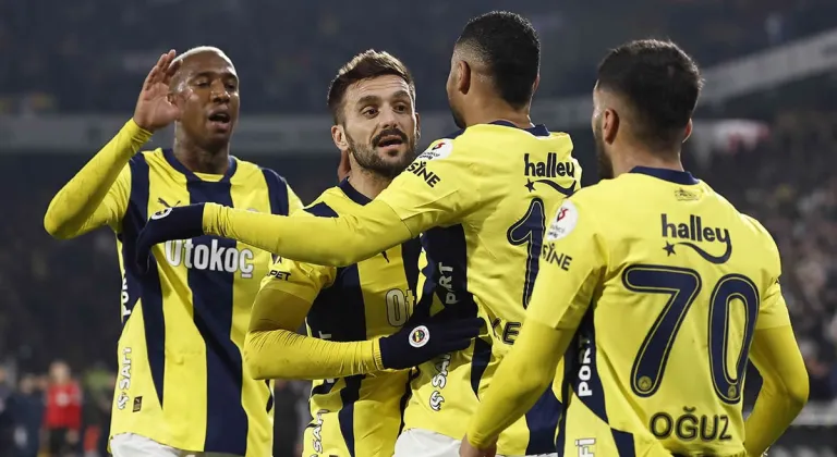 Fenerbahçe Kasımpaşa’yı rahat geçti