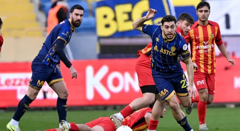 Ankaragücü Yeni Malatyaspor’u kendi golleri ile yendi