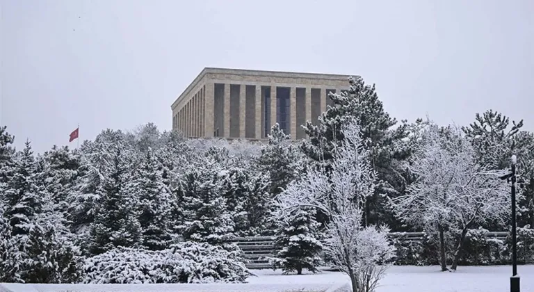 Ankara’da yarın okullar tatil edildi
