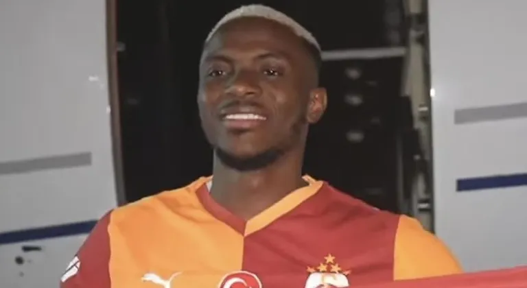 İstanbul Sallandı: Victor Osimhen Coşkusu Havalimanını Patlattı!