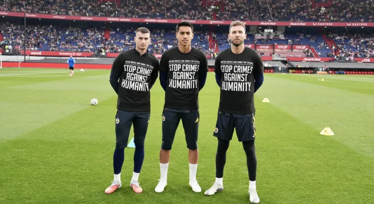 Fenerbahçe’den Sahaya Vicdanla Çıkış: “Stop Crimes Against Humanity”
