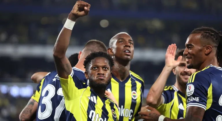 Fenerbahçe, Kocaelispor’u 3-1 Mağlup Ederek İlk Galibiyetini Aldı