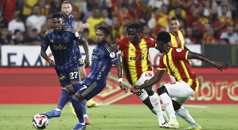 Göztepe Avrupa Devlerini Solladı: Savunmada Roma ile Zirvede