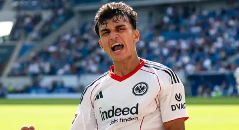 Eintracht Frankfurt, Can Uzun için dünyaları istiyor