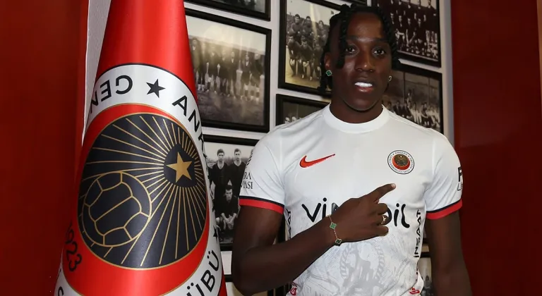 Gençlerbirliği’nden Orta Sahaya Takviye: Franco Tongya İmzayı Attı