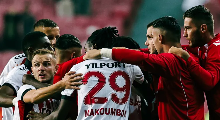 Samsunspor, Karagümrük’ü Son Dakika Golüyle 3-2 Mağlup Etti