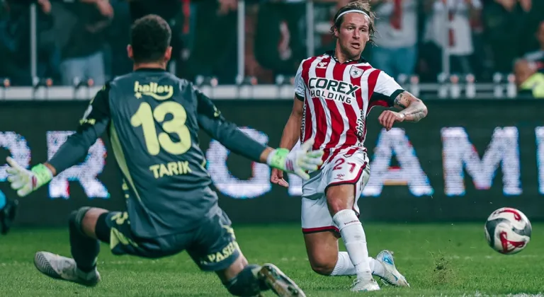 Fenerbahçe’yi Samsunspor’un elinden kaleci Tarık Çetin kurtardı