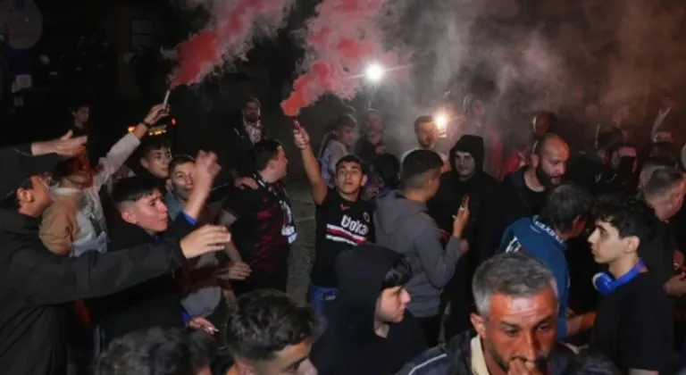 Gençlerbirliği’nde taraftardan yeni slogan; ‘Darbeci yönetim, Hain Osman’