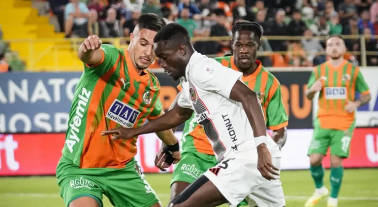 Alanya’da Sessiz Gece: Alanyaspor ve Gaziantep FK Yenişemedi