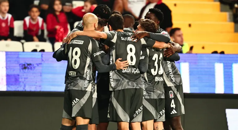 Beşiktaş’tan Antalya’da kritik galibiyet! Siyah-beyazlılar moral buldu