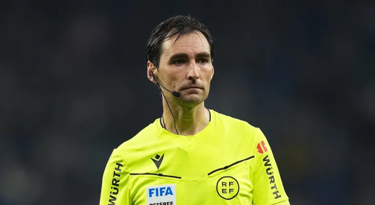 Fenerbahçe, Avrupa Ligi’nde Ferencvaros ile karşılaşacak: Maçın hakemi belli oldu