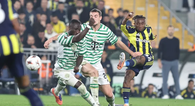 Fenerbahçe, Kadıköy’de Ferençvaroş’a diş geçiremedi
