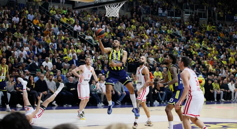Fenerbahçe, Olympiakos’u Devirdi