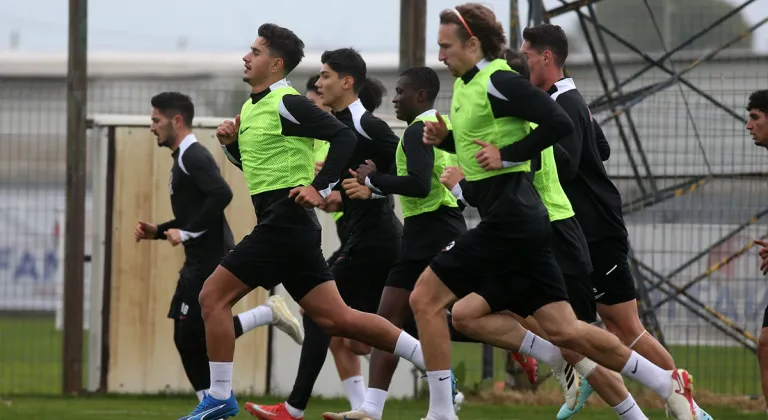 Gençlerbirliği, Antalyaspor Maçı Hazırlıklarına Antalya’da Başladı