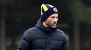 Fenerbahçe’de Deprem! Tedesco ve Futbol Yönetimiyle Yollar Ayrıldı