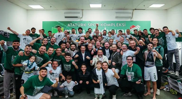 Bursaspor Tarih Yazdı! Tüm Profesyonel Liglerde Şampiyon Olan İlk Takım