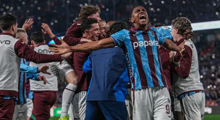 Trabzonspor Zirve Yarışını Kızıştırdı! Galatasaray Deplasmanda Yıkıldı