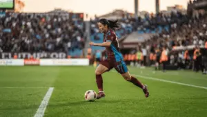 Güney Koreli Orta Saha Jae-Eun Song Trabzonspor’da